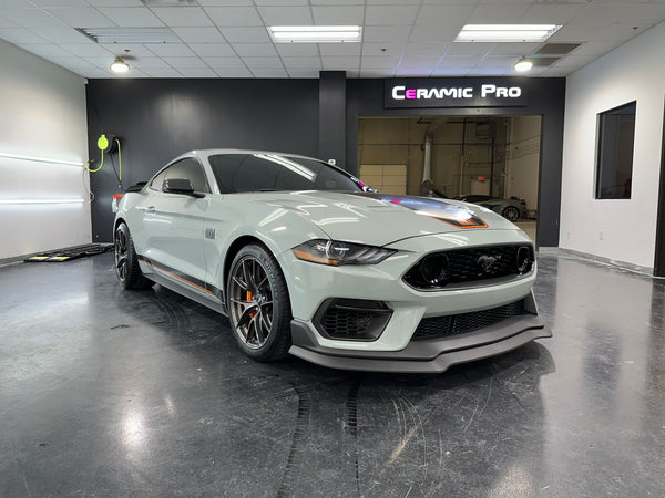 FORD マスタング S550 に APEX VS-5RS F:19x10J ET40 / R:19x11J ET52 Anthracite を装着