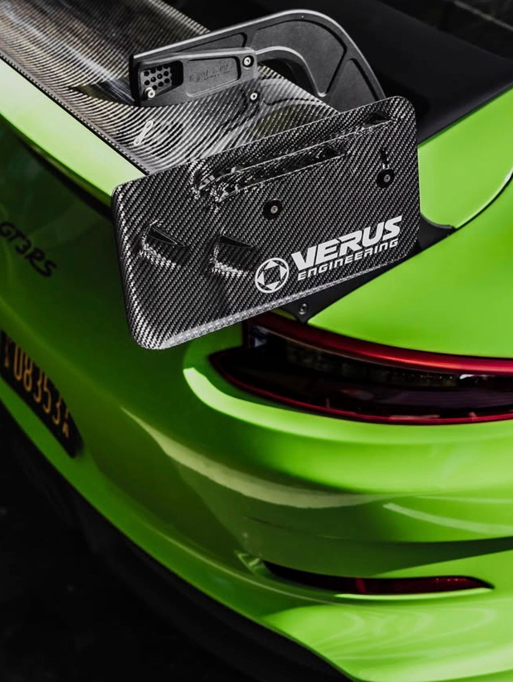 VERUS ENGINEERING(ヴェルスエンジニアリング):Sサイズステッカー:18cmx4cm:ブラックorホワイト