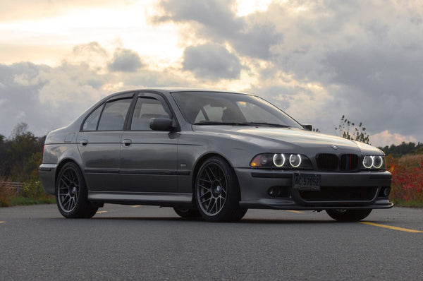 BMW 5シリーズ E39 に APEX ARC-8 18x9.5J ET22 を装着