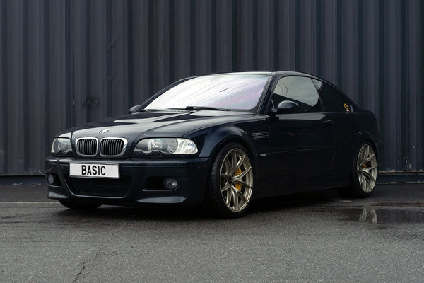 BMW M3 E46 に APEX VS-5RS F:19x8.5J ET35 / R:19x9.5J ET22 を装着