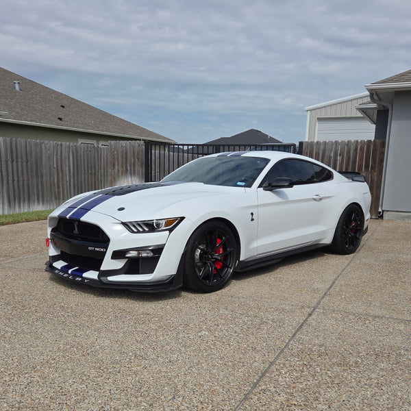 FORD マスタング シェルビー GT350/GT350R に APEX VS-5RS F:20x11J ET26 / R:20x11J ET52 Anthracite を装着