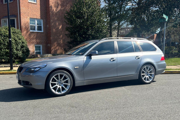 BMW 5シリーズ E60/E61 に APEX SM-10 19x8.5J ET35 を装着