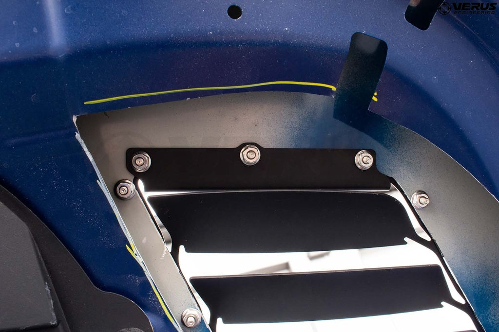 VERUS ENGINEERING(ヴェルスエンジニアリング)A0483A:SUBARU WRX(VBH)・ボンネットルーバーキット