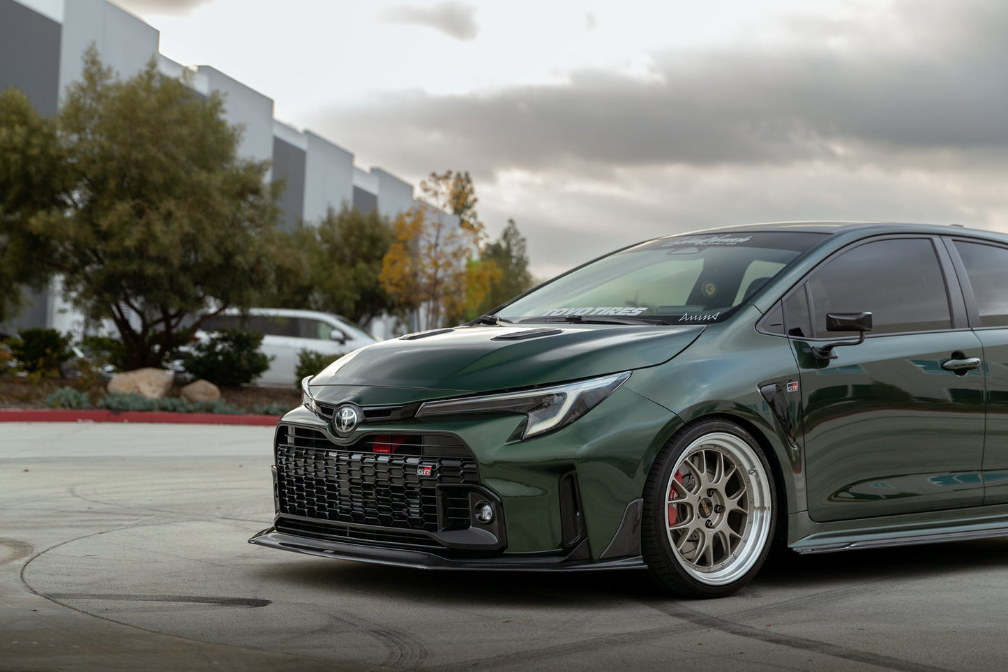 SAYBER DESIGN GRカローラ Carbon Fiber Front Lip:カーボンフロントリップスポイラー