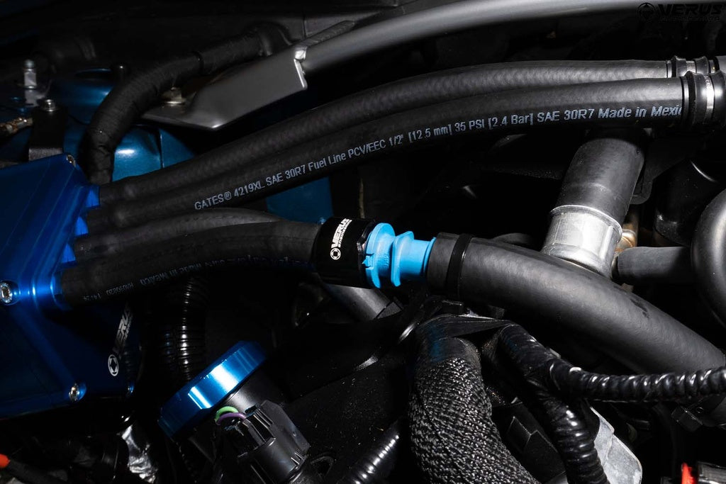 VERUS ENGINEERING(ヴェルスエンジニアリング)A0477A・FORD MUSTANG(GT350/GT350R)対応AOS(エアオイルセパレーター):全3色