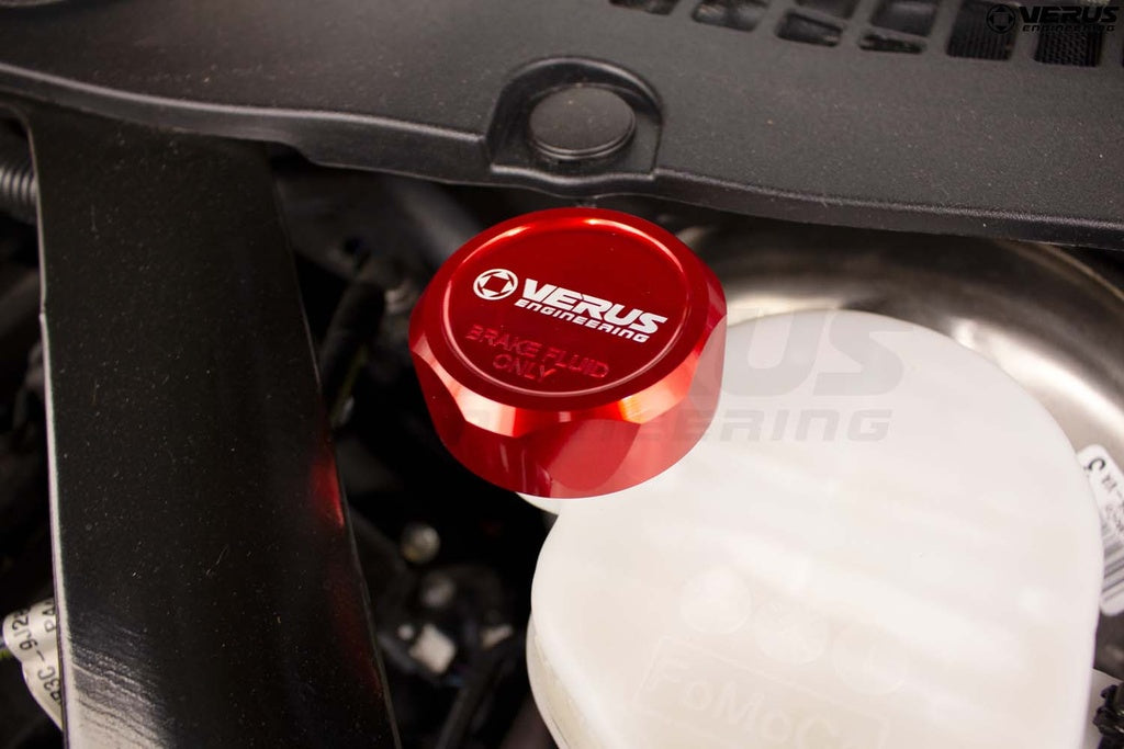 VERUS ENGINEERING(ヴェルスエンジニアリング)A0511A:フォード・マスタングS550系ブレーキマスターシリンダーキャップ(全3色)