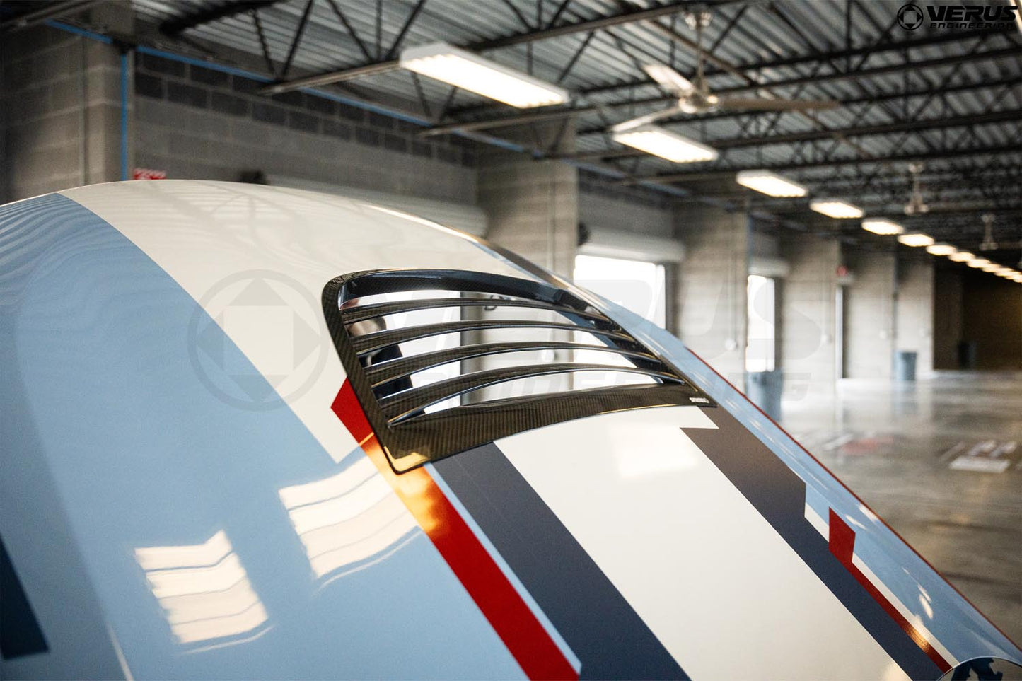 VERUS ENGINEERING(ヴェルスエンジニアリング)A0534A:BMW M2 G87・カーボンフードルーバーキット