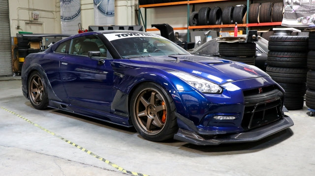 EVS Tuning カーボンGTLMエアロミラー (Black/Silverマウント) - Nissan GT-R(R35)