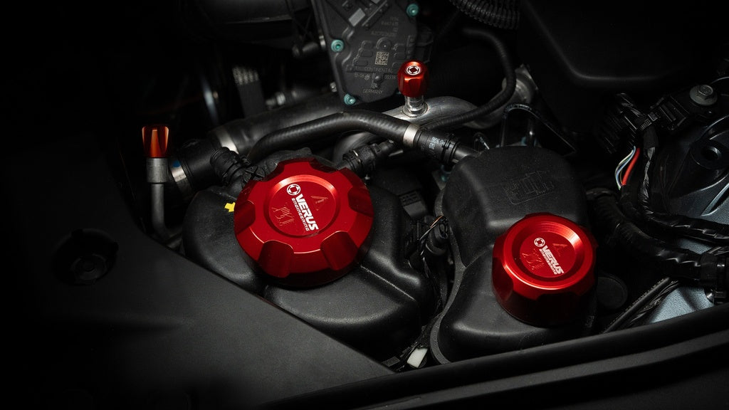 VERUS ENGINEERING(ヴェルスエンジニアリング)A0254A:TOYOTA・GR:A90スープラ・SUPRA・エンジンベイフルードキャップ:全3色