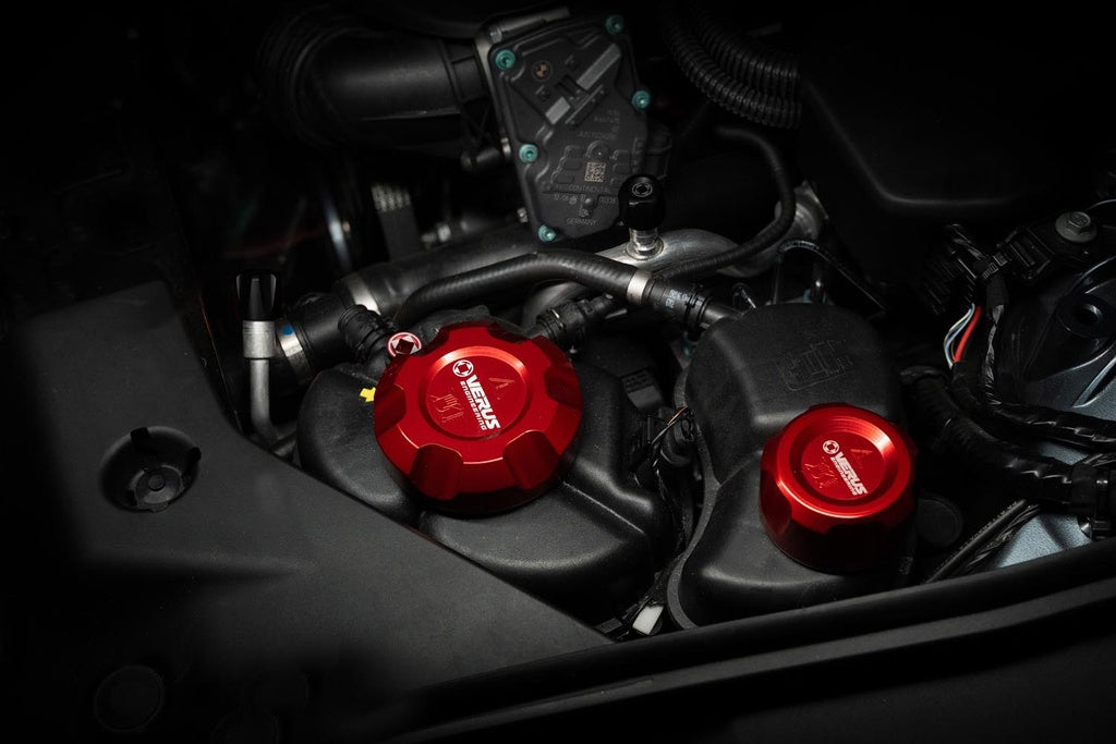 VERUS ENGINEERING(ヴェルスエンジニアリング)A0254A:TOYOTA・GR:A90スープラ・SUPRA・エンジンベイフルードキャップ:全3色