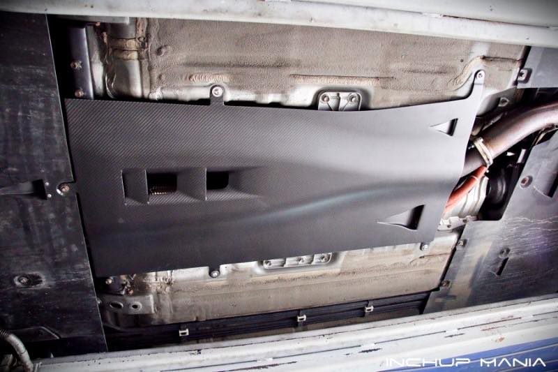 VERUS ENGINEERING(ヴェルスエンジニアリング)A0112A: NISSAN:R35GT-R ドライカーボンフラットアンダーボディパネル
