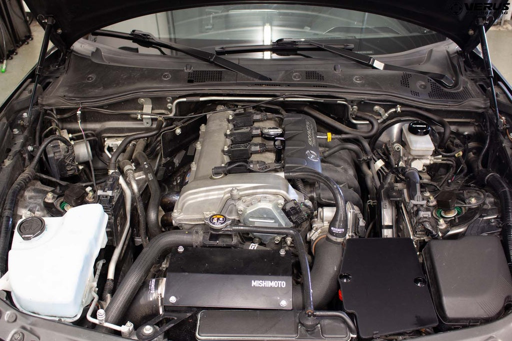 VERUS ENGINEERING(ヴェルスエンジニアリング)A0568A:マツダ ロードスター(ND系)ウォッシャータンクキャップ(全3色)