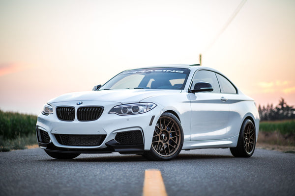 BMW 2シリーズ F22/F23 に APEX ARC-8 18x8.5J ET38 を装着