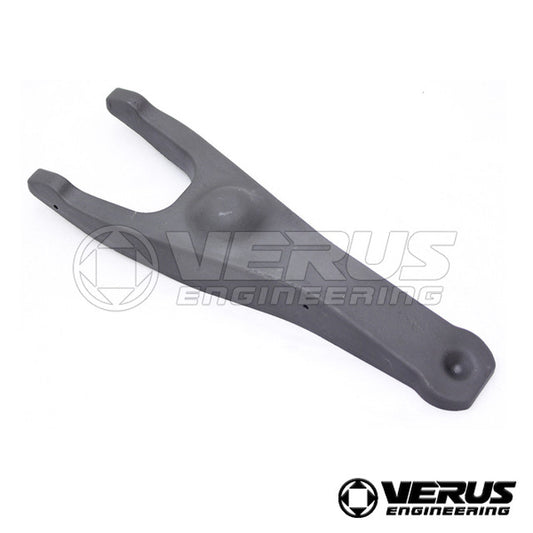VERUS ENGINEERING(ヴェルスエンジニアリング)A0092A:TOYOTA 86(ZN6)GR86(ZN8)/SUBARU(ZC6/ZD8) BRZ FA20/FA24 鍛造強化クラッチフォーク