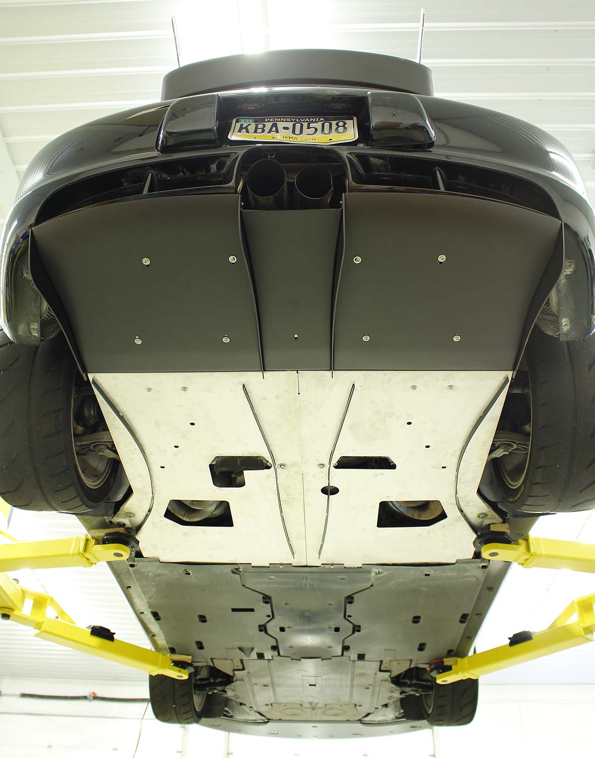VERUS ENGINEERING(ヴェルスエンジニアリング)A0133A:PORSCHE ケイマン:987:リアディフューザー:ノンアグレッシブ