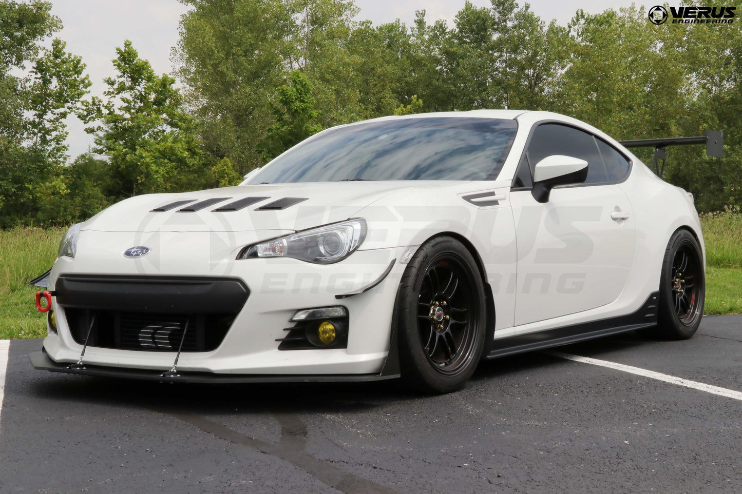 VERUS ENGINEERING(ヴェルスエンジニアリング)A0198A・TOYOTA 86(ZN6) SUBARU BRZ(ZC6)対応UCWリアウイング