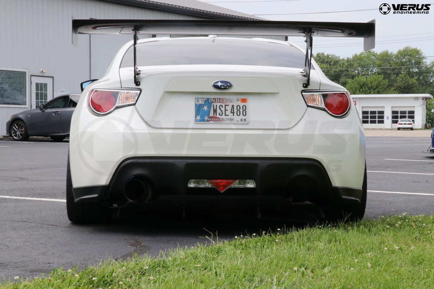 VERUS ENGINEERING(ヴェルスエンジニアリング)A0198A・TOYOTA 86(ZN6) SUBARU BRZ(ZC6)対応UCWリアウイング