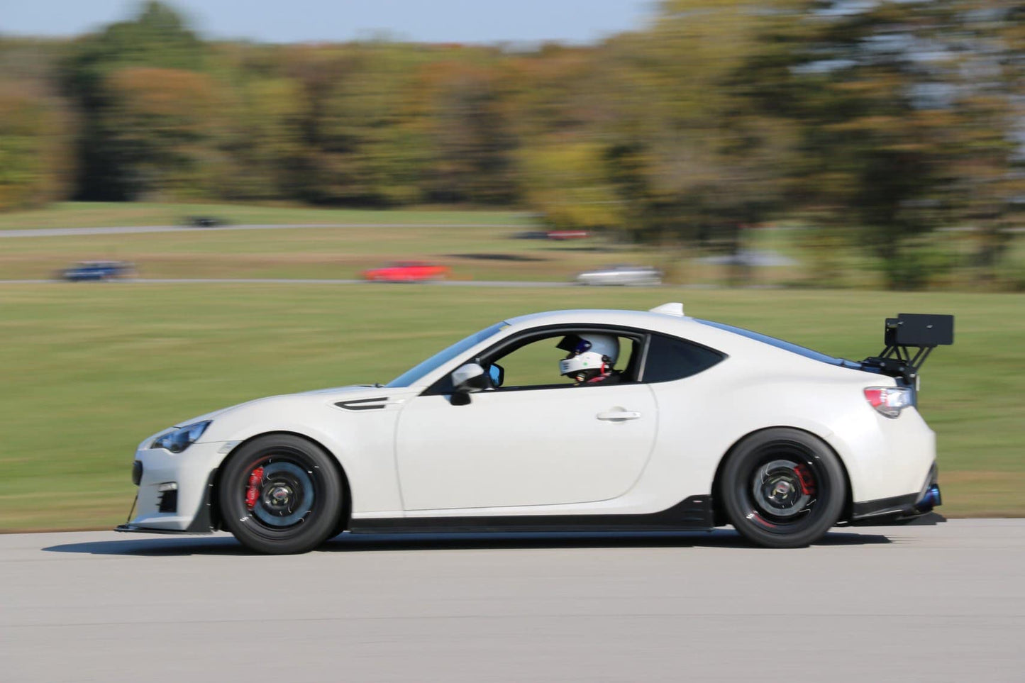 VERUS ENGINEERING(ヴェルスエンジニアリング)A0198A・TOYOTA 86(ZN6) SUBARU BRZ(ZC6)対応UCWリアウイング