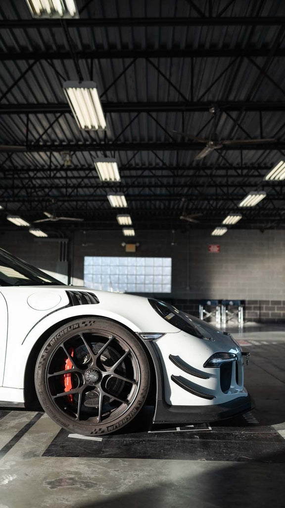 VERUS ENGINEERING(ヴェルスエンジニアリング)A0243A:PORSCHE 911(991.1)・GT3RS・フロントスプリッターキット