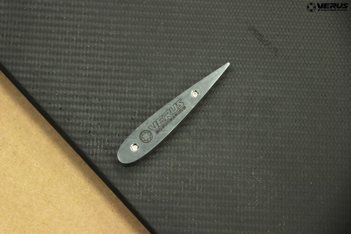 VERUS ENGINEERING(ヴェルスエンジニアリング)U-P0009:汎用スプリッタースキッドベーン:チタンモデル