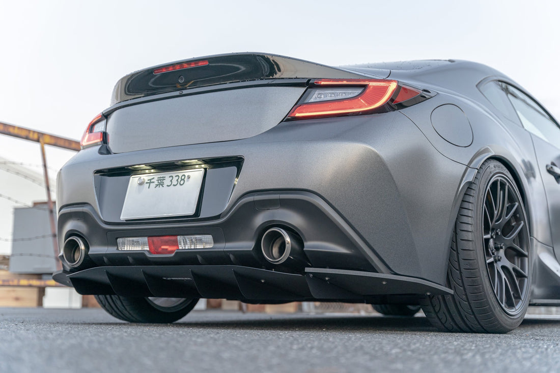 VERUS製GR86/BRZ用リアディフューザー