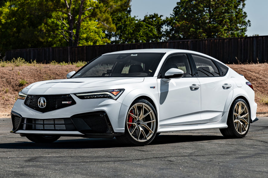 ACURA インテグラ タイプS DE5 に APEX VS-5RS 19x9.5J ET45 Motorsport Gold を装着