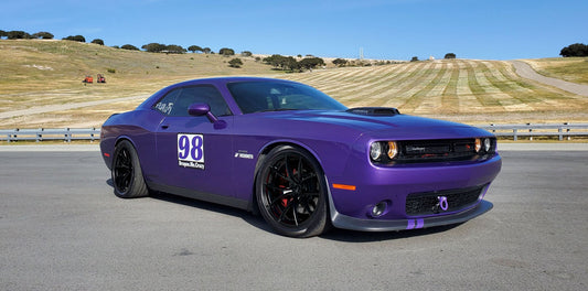 DODGE チャレンジャー ナローボディ に APEX VS-5RS 20x10J ET19 Satin Black を装着