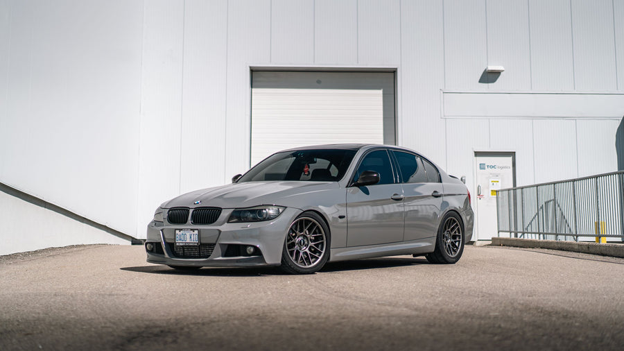 BMW 3シリーズ E90/E91 LCI に APEX ARC-8 17x9.5J ET35 を装着