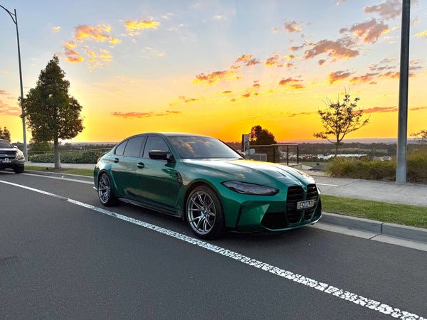 BMW M3 G80 に APEX VS-5 19x10J ET12 を装着