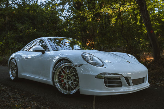 PORSCHE 911 991.1 カレラS・991.2 カレラT に APEX ML-10RT 20x9J ET41 / 20x11.5J ET72 Machined Lip Gloss Motorsport Gold を装着