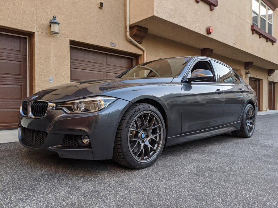 BMW 3シリーズ F30/F31/F34 に APEX EC-7 F:18x9J ET31 / R:18x9.5J ET43 を装着