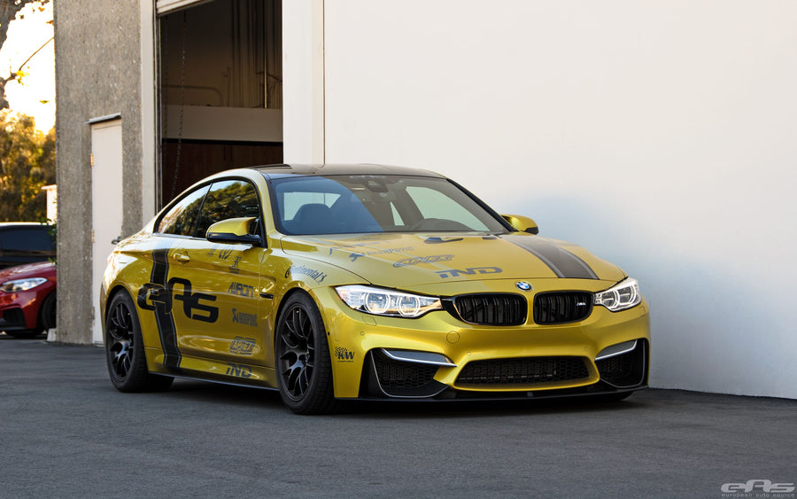BMW M4 F82/F83 に APEX EC-7 18x10J ET33 を装着