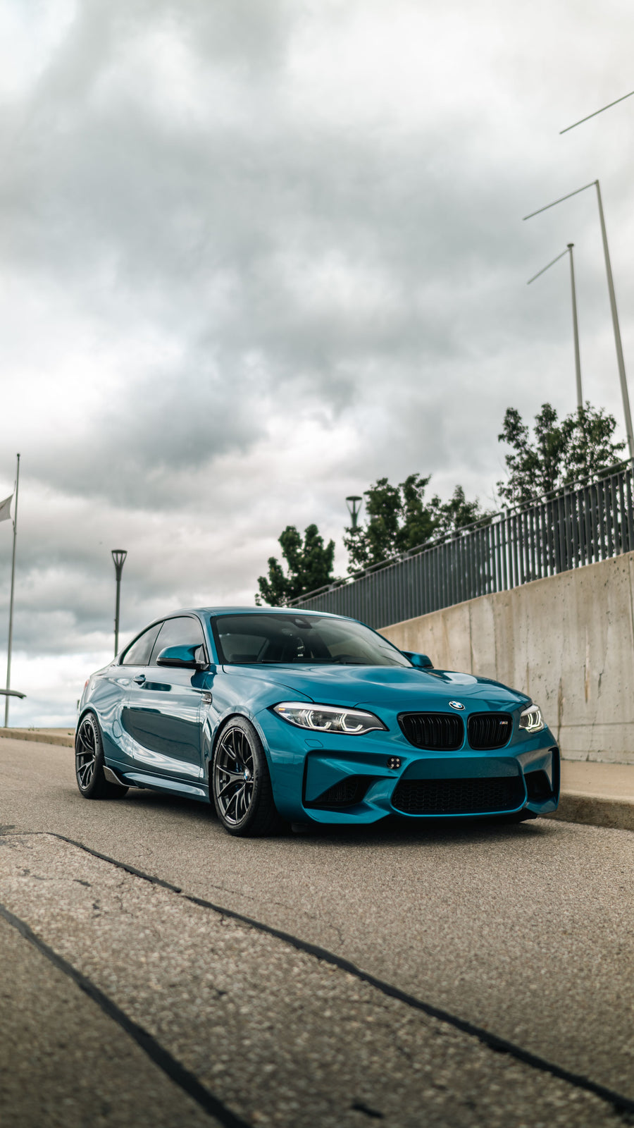 BMW M2 F87 に APEX VS-5RS F:18x9.5J ET28 / R:18x10.5J ET40 を装着