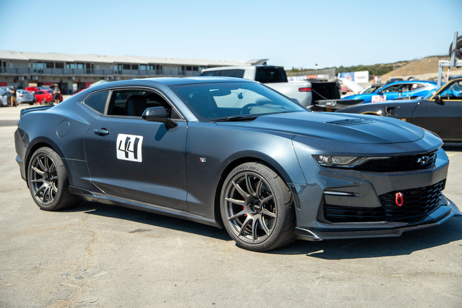 CHEVROLET カマロ 6th Gen に APEX SM-10 19x11J ET35 Anthracite を装着