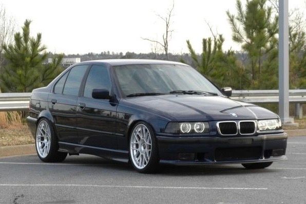 BMW 3シリーズ E36 に APEX ARC-8 F:18x8.5J ET38 / R:18x9.5J ET35 を装着