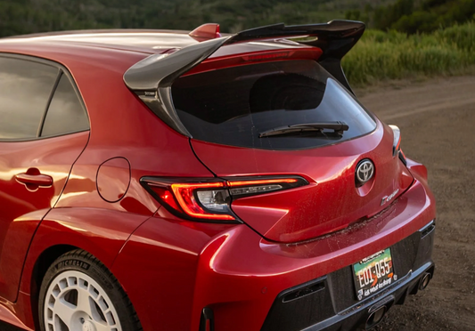 SAYBER DESIGN GRカローラ リアスポイラー：カーボン / FRP