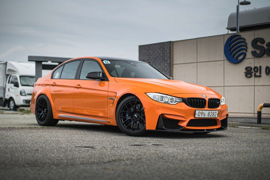 BMW M3 F80 に APEX EC-7 F:19x9.5J ET22 / R:19x10J ET25 を装着