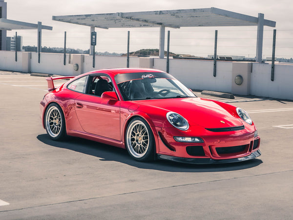 PORSCHE 911 997 APEX ML-10RT 19インチ Machined Lip Gloss Motorsport Gold 装着例