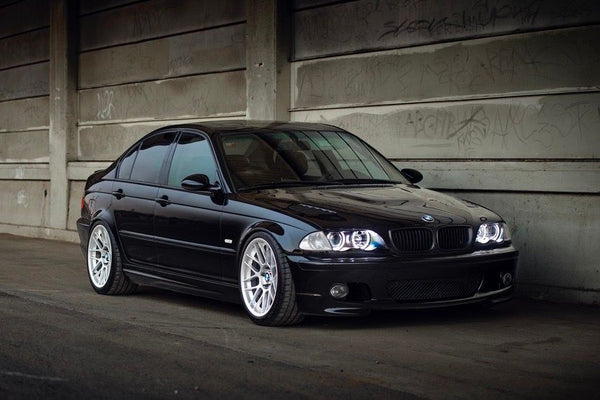 BMW 3シリーズ E46 に APEX ARC-8 18x9.5J ET35 を装着