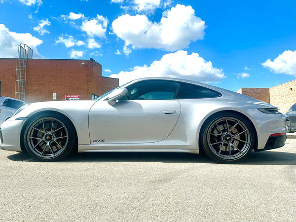 PORSCHE 911 992.1 カレラGTS APEX VS-5RS Anthracite 装着例