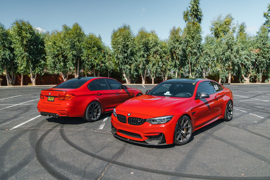 BMW M4 F82/F83 に APEX VS-5RS F:19x10J ET25 / R:19x11J ET44 を装着