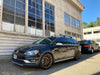 VW ゴルフ オールトラック／スポーツワゴン MK7 に APEX SM-10 18x8.5J ET43 Satin Bronze を装着 2