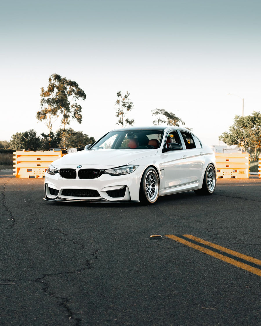 BMW M3 F80 に APEX ML-10RT F:18x10J ET25 / R:18x11J ET44 を装着