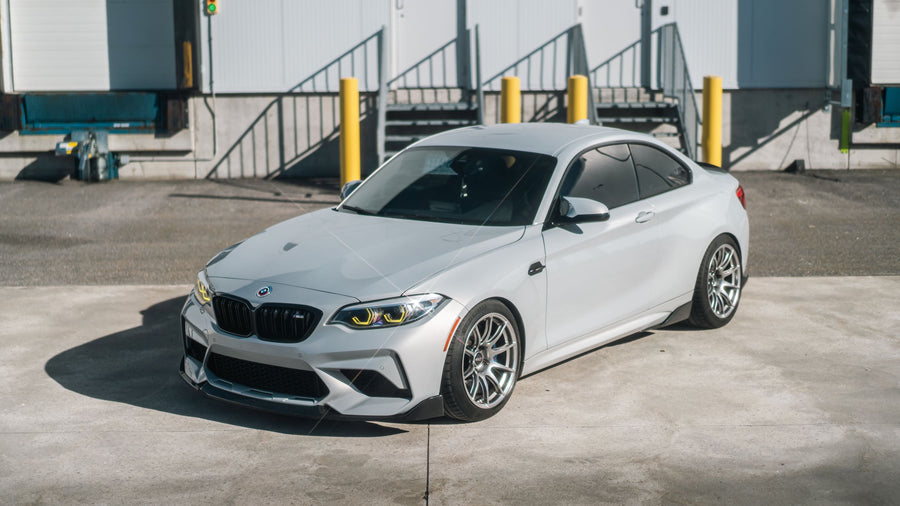BMW M2 F87 に APEX SM-10 F:18x10J ET25 / R:18x10.5J ET22 を装着