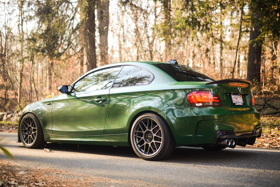 BMW 1シリーズ E82/E88 に APEX ARC-8 18x8.5J ET45 を装着