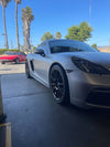 APEX SM-10RS 装着の PORSCHE 718 ケイマン GTS 4.0 フロントビュー