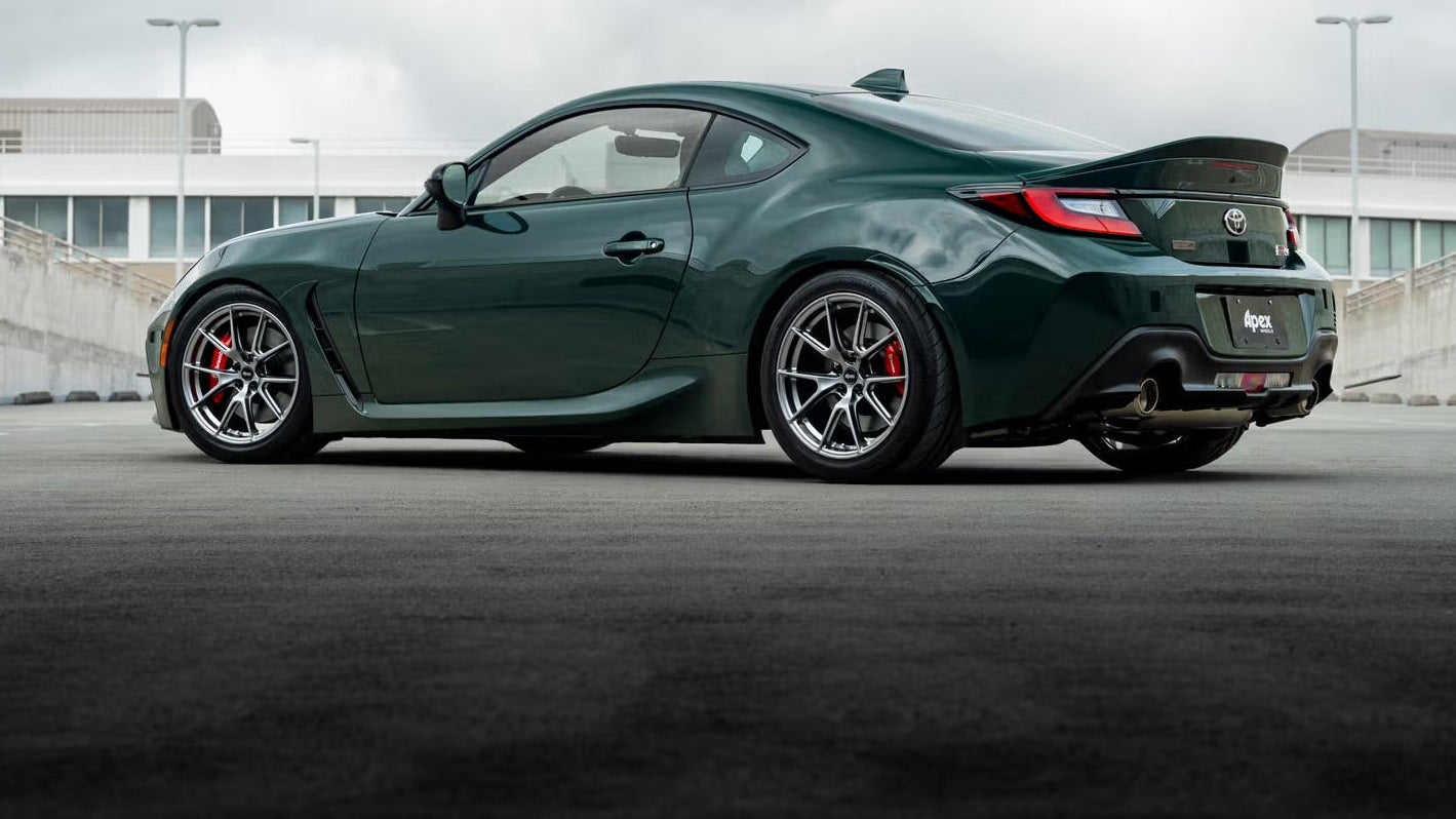 Toyota GR86 with 17" VS-5