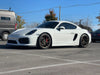 APEX VS-5RS サテンブロンズ装着の PORSCHE 981 ケイマン S