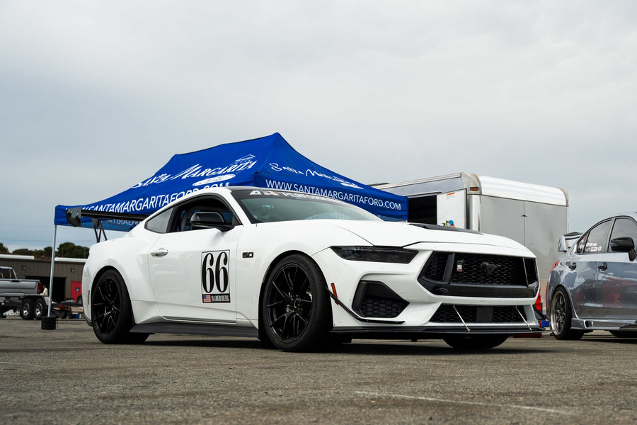 FORD マスタング S650 に APEX VS-5RS 19x11J ET52 Satin Black を装着