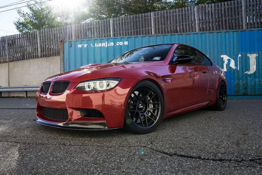 BMW M3 E90/E92/E93 に APEX ARC-8 F:18x9.5J ET22 / R:18x10.5J ET22 を装着